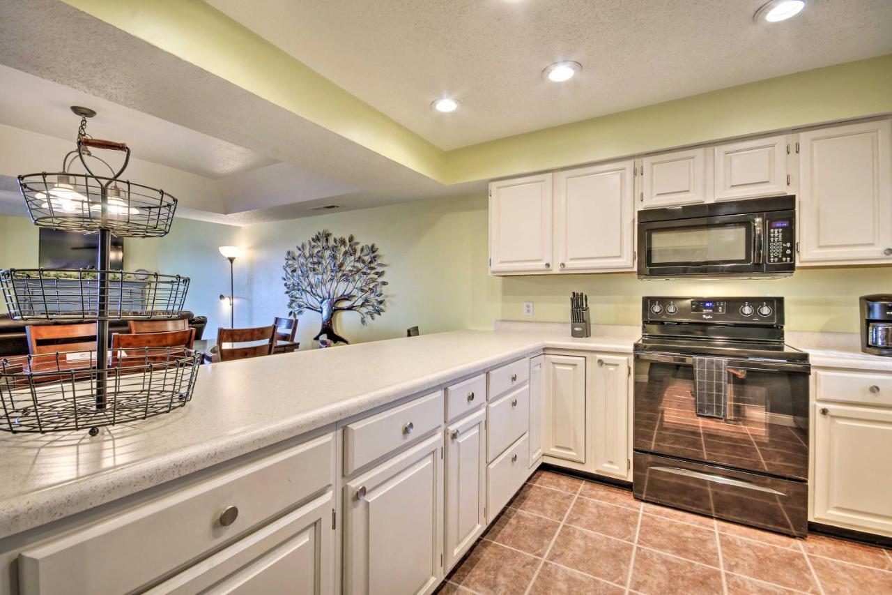 Lakefront Ozarks Condo By Golf And Restaurants! Dış mekan fotoğraf