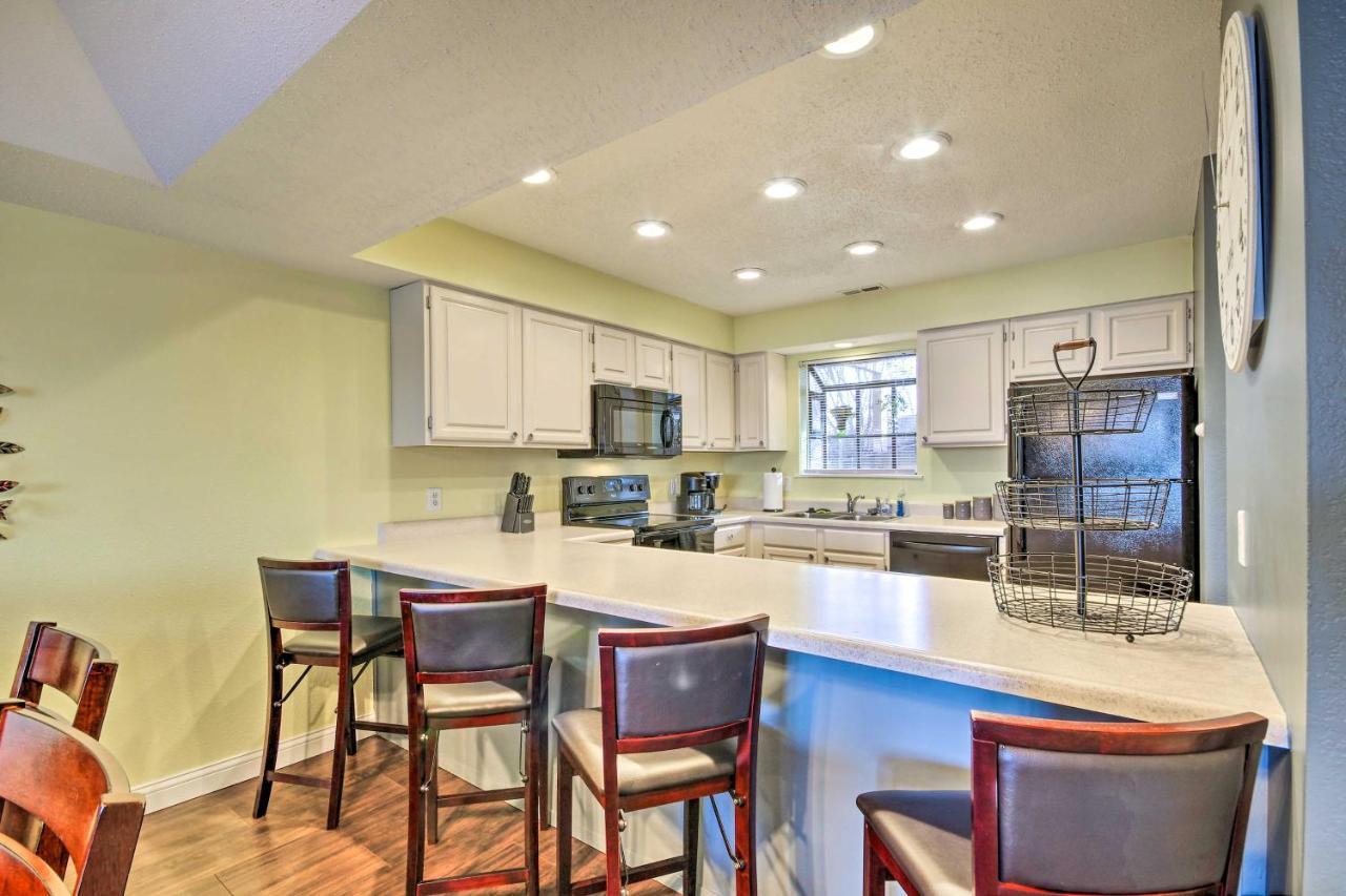 Lakefront Ozarks Condo By Golf And Restaurants! Dış mekan fotoğraf